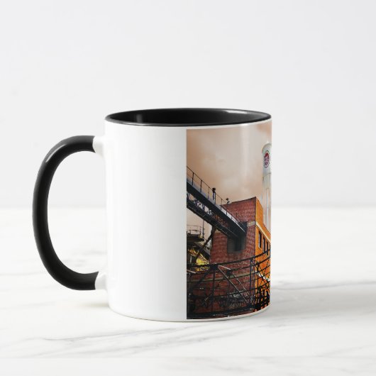 Durham North Carolina Lucky Strike Tower写真 マグカップ (左)