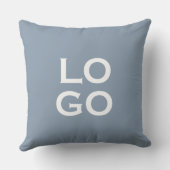 Dusty Blue上の会社カスタムまたはビジネスのロゴ クッション (裏面)