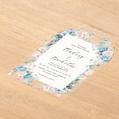 Dusty Blue and Peach Elegant Floral Wedding アクリル招待状 (レイダウン)