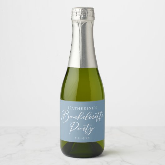 Dusty Blue Bachelorette Party Personalized Mini スパークリングワインラベル (正面)
