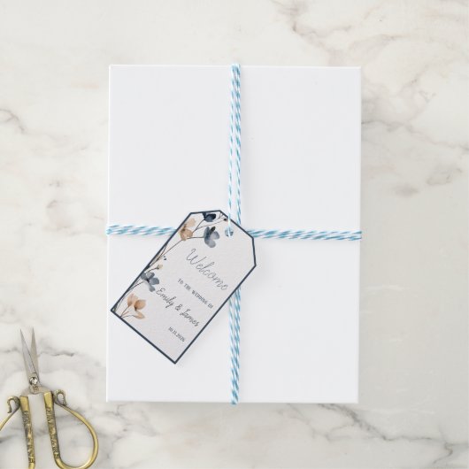 Dusty Blue Beige Botanical Modern Elegant Wedding ギフトタグ (より糸つき)