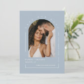 Dusty Blue Boho Arch写真QRコード救日付 招待状 (スタンド正面)