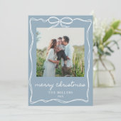 Dusty Blue Bow Merry Christmas 4 Photo Family シーズンカード (スタンド正面)