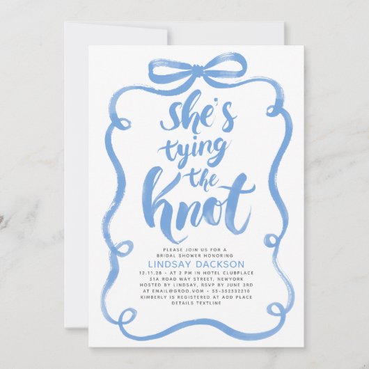 Dusty Blue Bow She's Tying The Knot Bridal Shower 招待状 (正面)