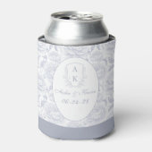 Dusty Blue Chinoiserie Peonies Monogram Wedding 缶クーラー (缶正面)