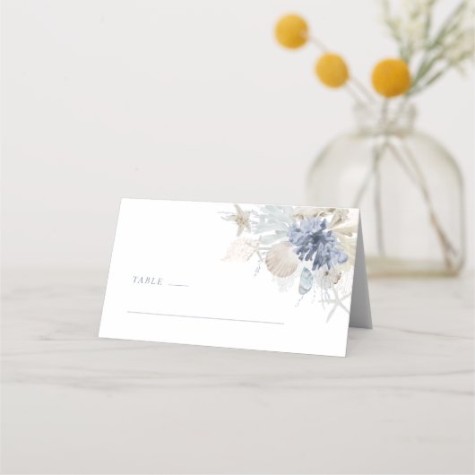 Dusty Blue Coastal Shell Wedding Place Card プレイスカード (正面)