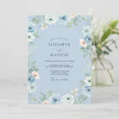 Dusty Blue Floral Accent Wedding 招待状 (スタンド正面)