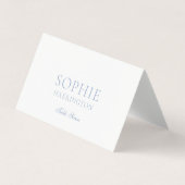 Dusty Blue Floral Monogram Wedding Place Card (正面)