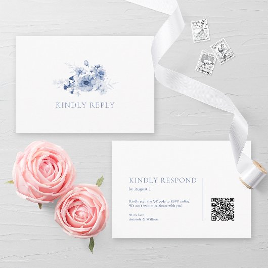 Dusty Blue Floral RSVP Card with QR Code エンクロージャーカード