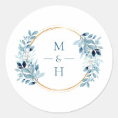 Dusty Blue Greenery Modern Monogram Wedding ラウンドシール (正面)