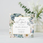 Dusty Blue Hydrangea Floral Save the Date Card 招待状 (スタンド正面)