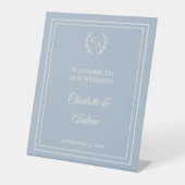 Dusty blue monogrammed elegant wedding welcome  台座サイン (正面)
