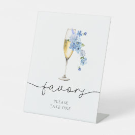 Dusty Blue Petals & Prosecco Bridal Shower Favors 台座サイン