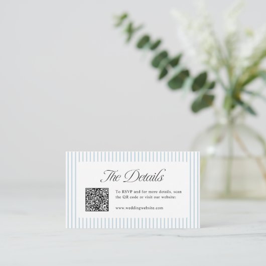 Dusty Blue Striped QR Code Classy Wedding Details プレイスカード (スタンド正面)