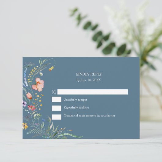 Dusty Blue Wildflower Meadow Wedding RSVP Card (スタンド正面)