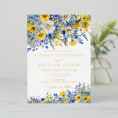 Dusty Blue Yellow Daisy Wildflowers Boho Wedding 箔招待状 (立ち正面)