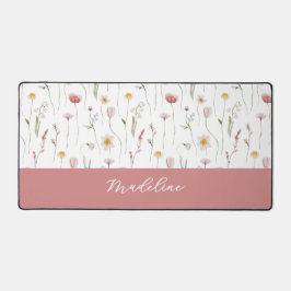 Dusty Pink Watercolor Wildflower Monogram Name デスクマット