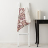 Dusty Rose Geometric Quilt Pattern シェルパブランケット (インサイチュ)