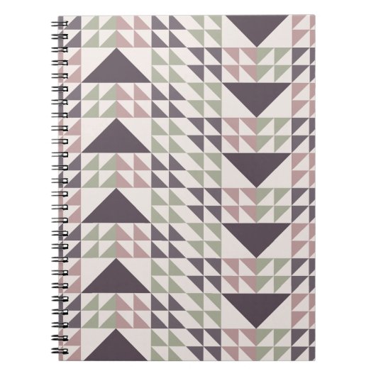 Dusty Rose Geometric Quilt Pattern ノートブック (正面)