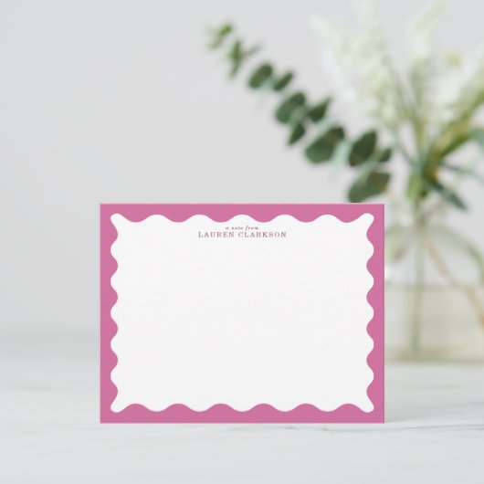 Dusty Rose Wavy Frame Note Card 招待状 (スタンド正面)