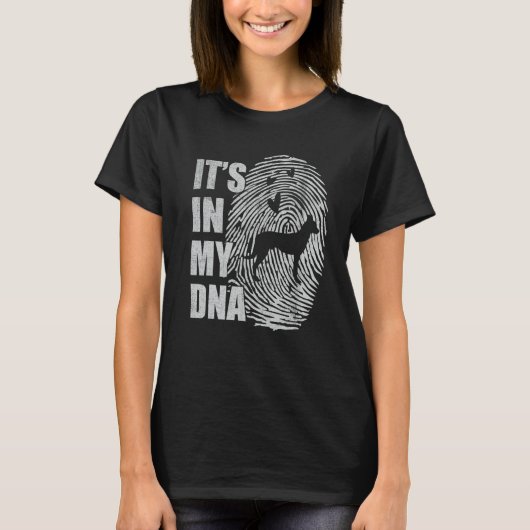 Dutch Shepherd DNA Dog Mom Dad Dog Tシャツ (正面)