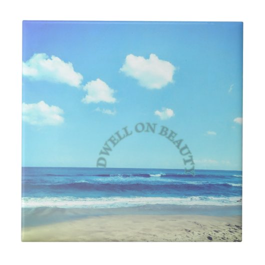 Dwell on Beauty beach scene  タイル (正面)