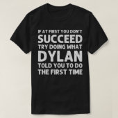 DYLANギフト名パーソナライズされた誕生日おもしろいキリスト Tシャツ (デザイン正面)
