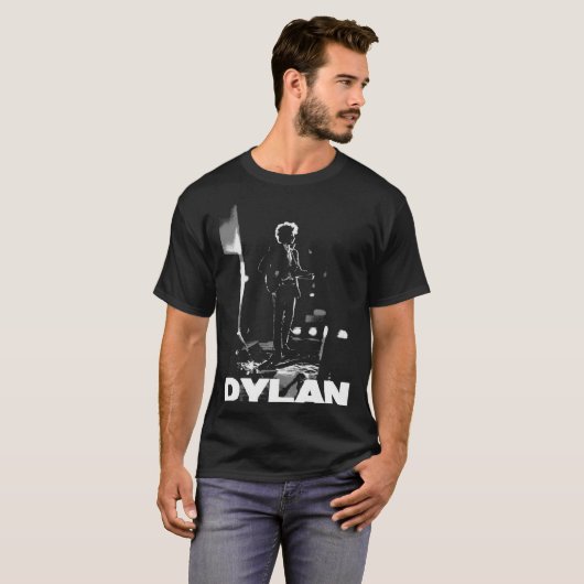 dylan on black Essential T-Shirt Tシャツ (正面フル)