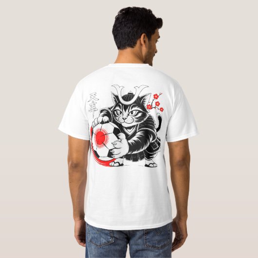 Dynamic Japanese Samurai Soccer Cat - Soccer Fans Tシャツ (裏面フル)