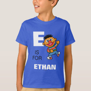 Eは があなたの名前を加えるErnieのためです Tシャツ