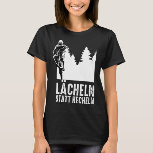 Eバイクとeをパンチングする代わりに笑顔でバックプリント Tシャツ