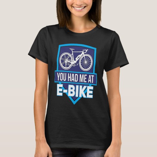 Eバイクもしくは自転車に乗る人EバイクEサイクリング Tシャツ (正面)