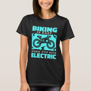 Eバイク乗り自転車サイクリング電池Bik電気 Tシャツ