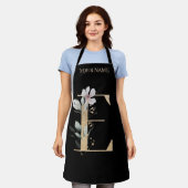Eモノグラムフローラパーソナライズされた エプロン (着用した状態)