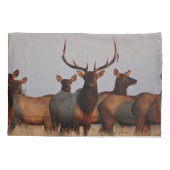 E66ブルエルクと牛 枕カバー (裏面)