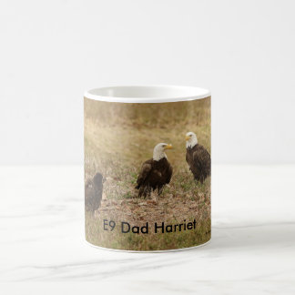 E9、パパおよびハリエットが付いている素晴らしいコーヒーを食べて下さい コーヒーマグカップ