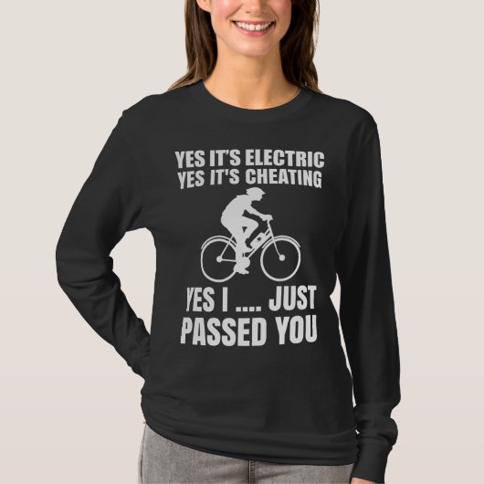 E-Bike自転車Yes電動サイクリスト峠 Tシャツ (正面)