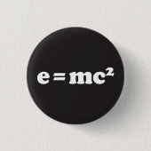 e = mc2 缶バッジ (正面)