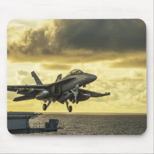 Ea18gグローラー戦闘機発射機 マウスパッド