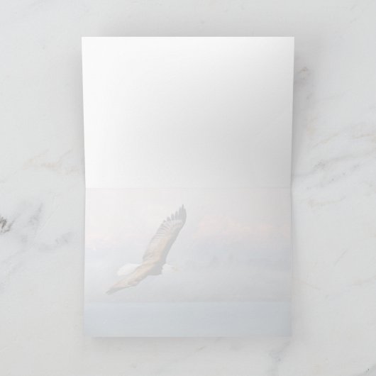 Eagle Soaring Over Mountains All Occasion Blank シーズンカード (内部)