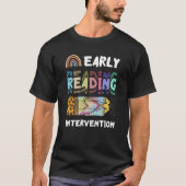 Early Reading Intervention Reading Intervention Li Tシャツ (正面)