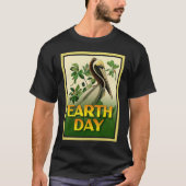 Earth Day Brown Pelican Bird    Set 1 Tシャツ (正面)
