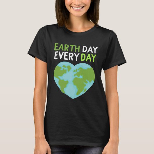 Earth Day Everyday Rainbow Pine Tree Nature Green  Tシャツ (正面)