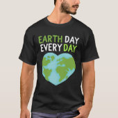 Earth Day Everyday Rainbow Pine Tree Nature Green Tシャツ (正面)