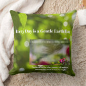 Earth Day Gift 🌸rosebud   |Throw Pillow  クッション (ブランケット)