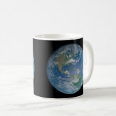 Earth globe with photo taken from space コーヒーマグカップ (正面右)