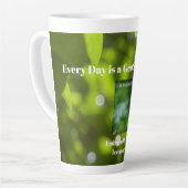 Earth’s Glow and Healing Japanese Flowers/EarthDay カフェラテマグ (左アングル)