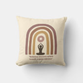 Earth-Toned Mindfulness Rainbow Yoga Design クッション (正面)