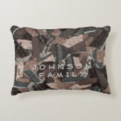 Earth tones家族の名前ファームハウスストライプの抽象芸術 アクセントクッション (正面)