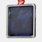 EarthAnはマジで人間が生成した1/2sの夜間照明 メタルオーナメント (左)